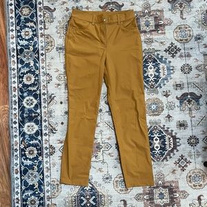 Lululemon High Rise Cropped Pant